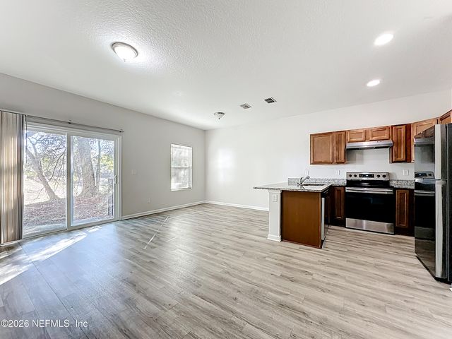 3551 RAIN FOREST Drive W, Jacksonville, FL 32277