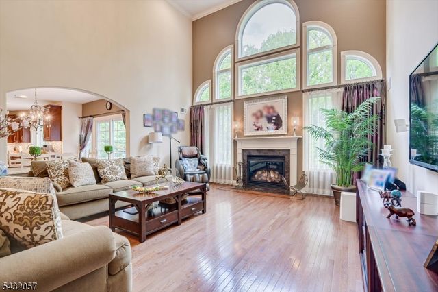 7 Alton Way, Scotch Plains Twp., NJ 07076