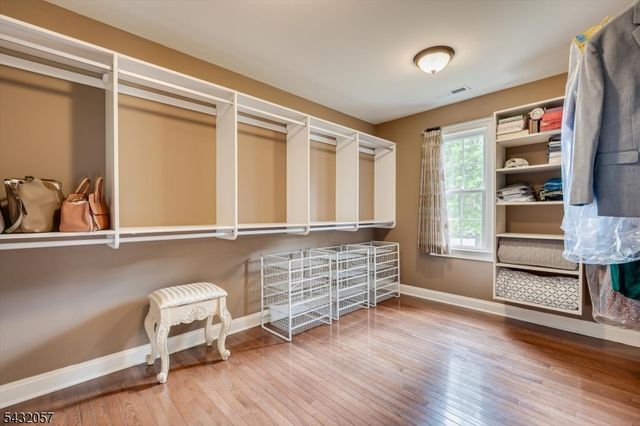 7 Alton Way, Scotch Plains Twp., NJ 07076