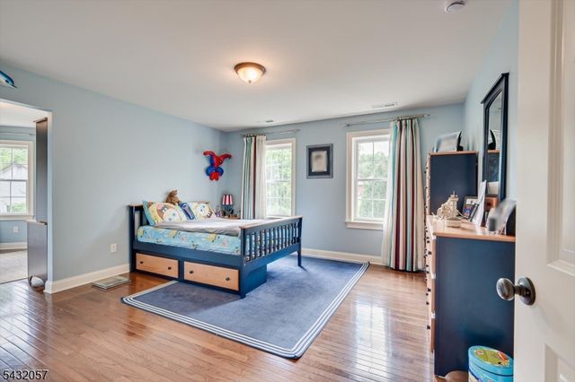 7 Alton Way, Scotch Plains Twp., NJ 07076