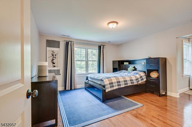 7 Alton Way, Scotch Plains Twp., NJ 07076