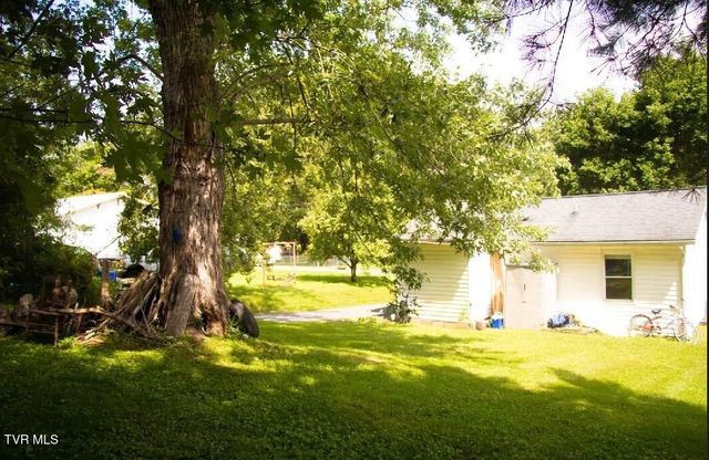 2625 Louise Street, Johnson City, TN 37601