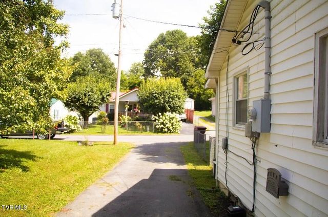 2625 Louise Street, Johnson City, TN 37601