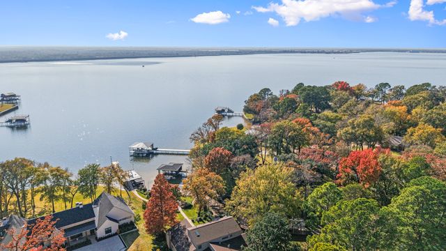 203 Shoreline Drive, Star Harbor, TX 75148