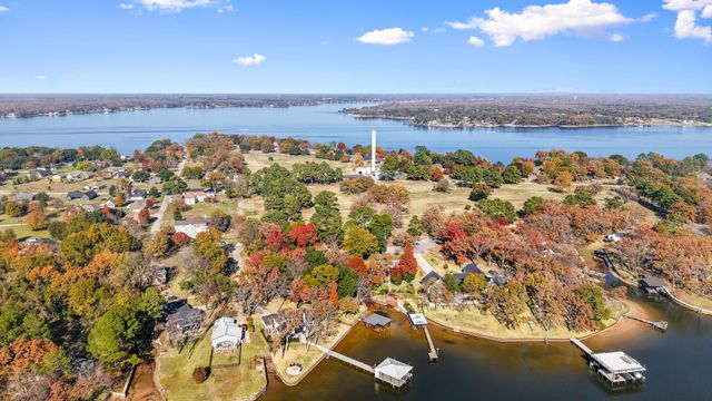 203 Shoreline Drive, Star Harbor, TX 75148