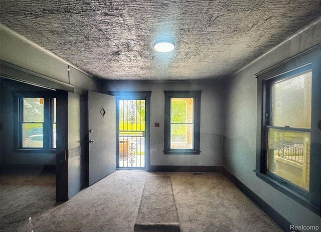 13486 Gallagher Street, Hamtramck, MI 48212