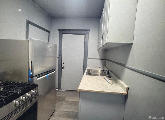 13486 Gallagher Street, Hamtramck, MI 48212