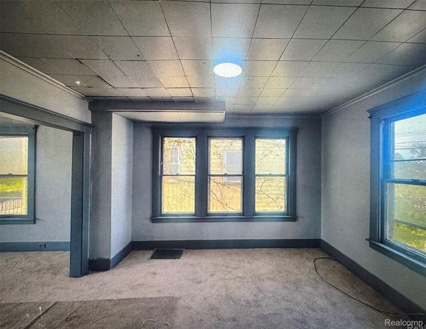 13486 Gallagher Street, Hamtramck, MI 48212