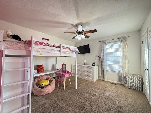 800 20TH Avenue S, Greenwood, MO 64034