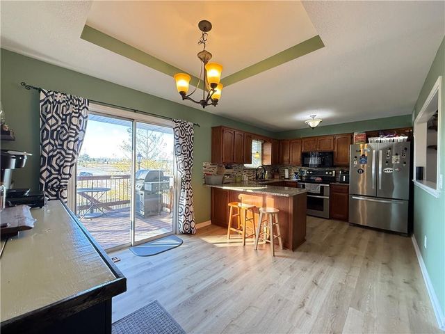 800 20TH Avenue S, Greenwood, MO 64034