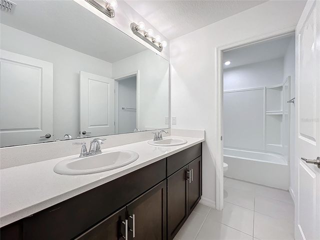 5627 COSTA BLANCA WAY, Davenport, FL 33897