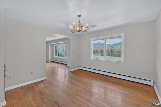 10694 ROCKFISH VALLEY HWY, Afton, VA 22920