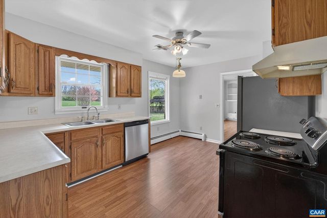 10694 ROCKFISH VALLEY HWY, Afton, VA 22920