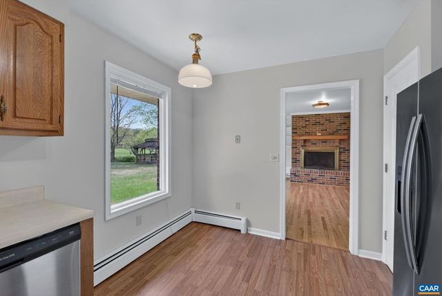 10694 ROCKFISH VALLEY HWY, Afton, VA 22920
