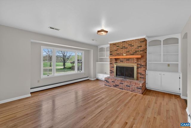 10694 ROCKFISH VALLEY HWY, Afton, VA 22920