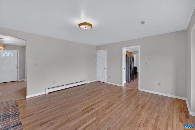 10694 ROCKFISH VALLEY HWY, Afton, VA 22920