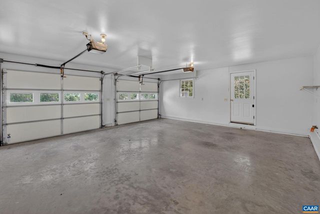 10694 ROCKFISH VALLEY HWY, Afton, VA 22920