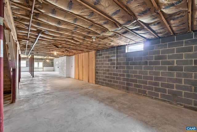 10694 ROCKFISH VALLEY HWY, Afton, VA 22920