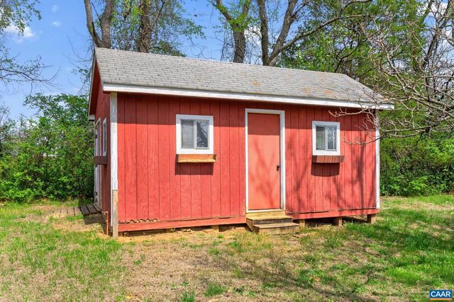 10694 ROCKFISH VALLEY HWY, Afton, VA 22920