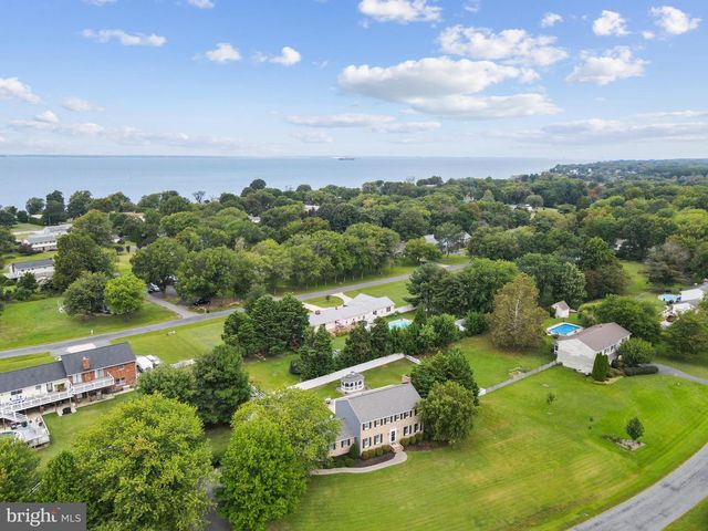 312 S LAKE DR, Stevensville, MD 21666