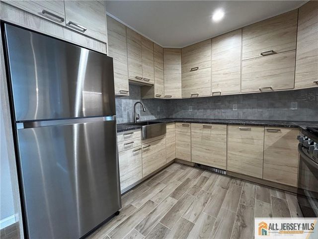 13 Sweetgum Lane, South Brunswick, NJ 08852