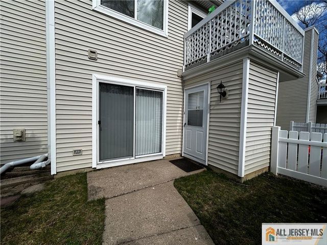 13 Sweetgum Lane, South Brunswick, NJ 08852