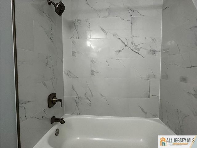 13 Sweetgum Lane, South Brunswick, NJ 08852