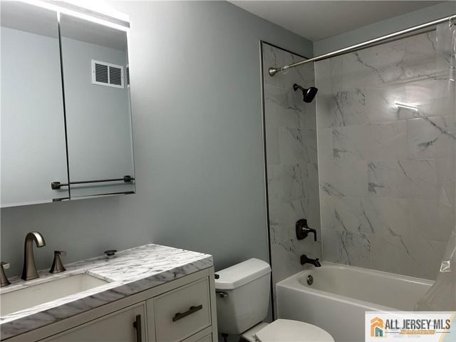 13 Sweetgum Lane, South Brunswick, NJ 08852