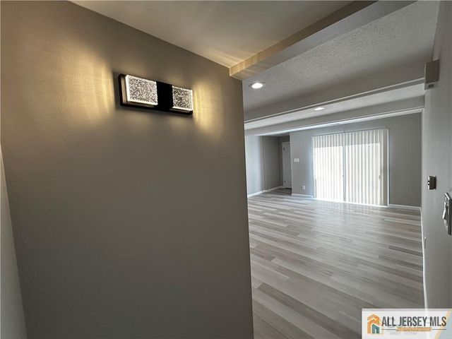 13 Sweetgum Lane, South Brunswick, NJ 08852