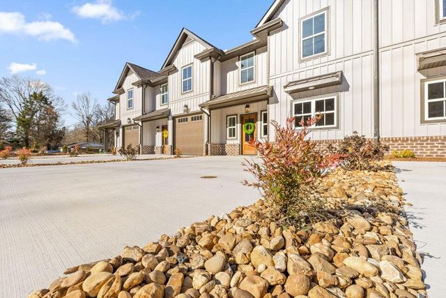 9077 Dallas Hollow Road, Soddy Daisy, TN 37379