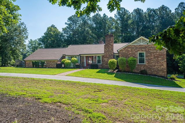 809 Spring Street, Cherryville, NC 28021