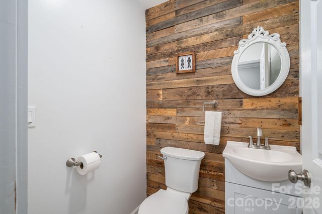 809 Spring Street, Cherryville, NC 28021