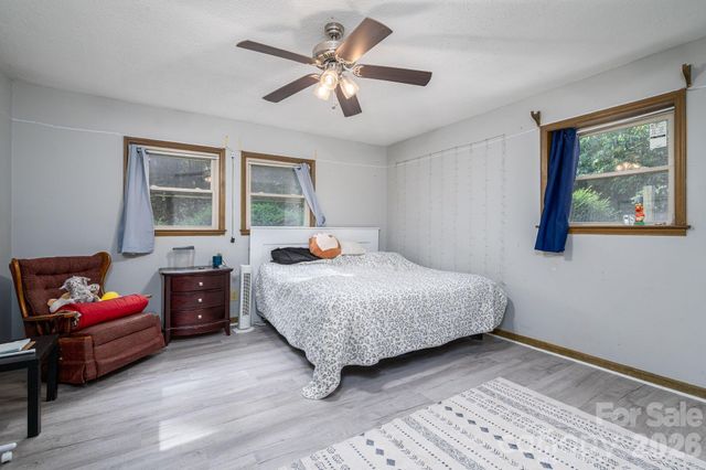 809 Spring Street, Cherryville, NC 28021