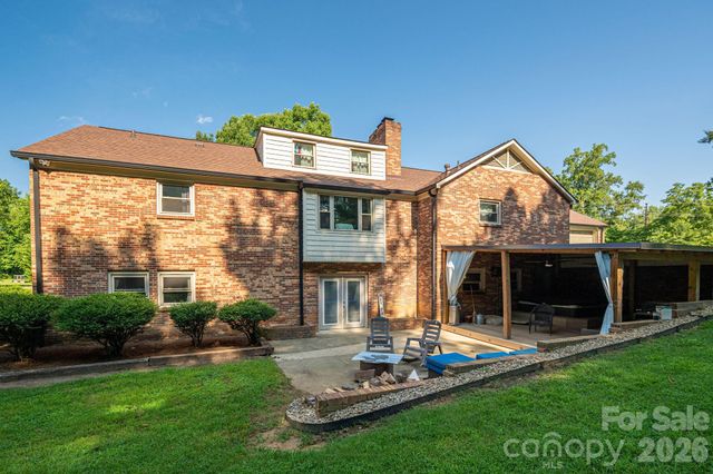 809 Spring Street, Cherryville, NC 28021