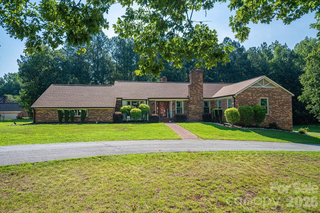 809 Spring Street, Cherryville, NC 28021