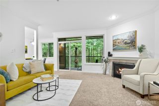 25025 SE Klahanie Boulevard #D204, Sammamish, WA 98029