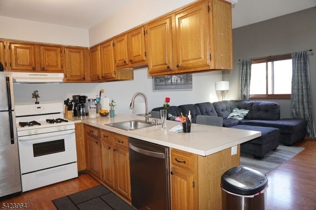4 Greg Norman Ct 4, Vernon Twp., NJ 07462