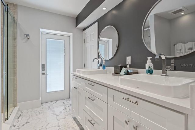 9000 SHAWN PARK PLACE, Orlando, FL 32819