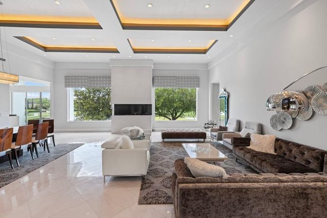 9000 SHAWN PARK PLACE, Orlando, FL 32819