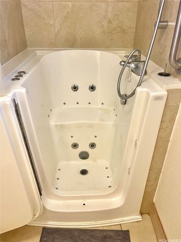95-1050 Makaikai Street 14F, Mililani, HI 96789