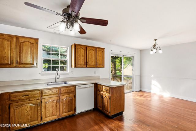 520 Davids Court, Lakewood, NJ 08701