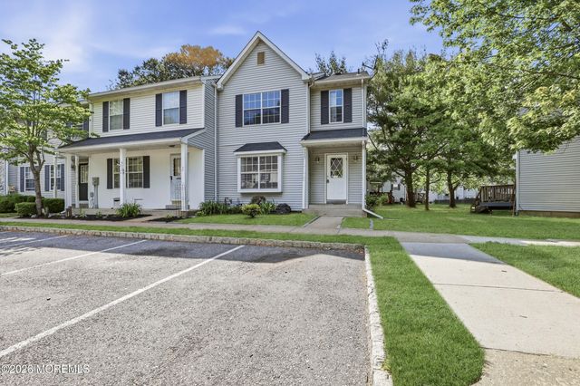 520 Davids Court, Lakewood, NJ 08701