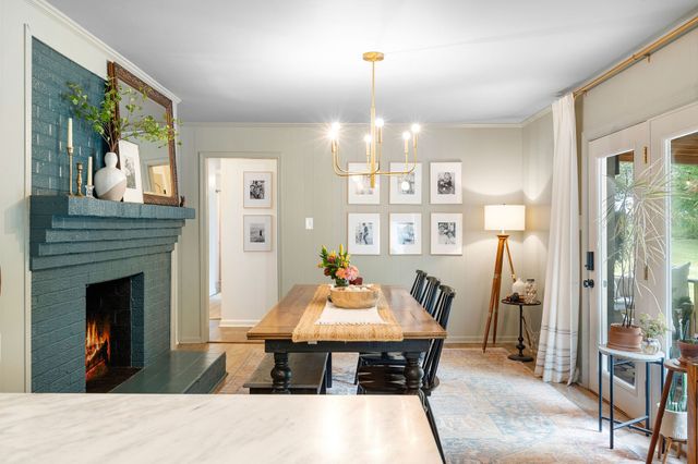 2337 Les Robinson Rd, Columbia, TN 38401