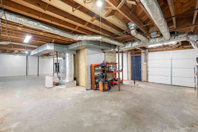 2337 Les Robinson Rd, Columbia, TN 38401