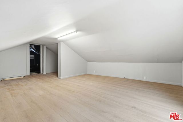 6015 Keniston Avenue, Los Angeles, CA 90043