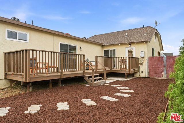 6015 Keniston Avenue, Los Angeles, CA 90043