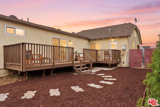6015 Keniston Avenue, Los Angeles, CA 90043