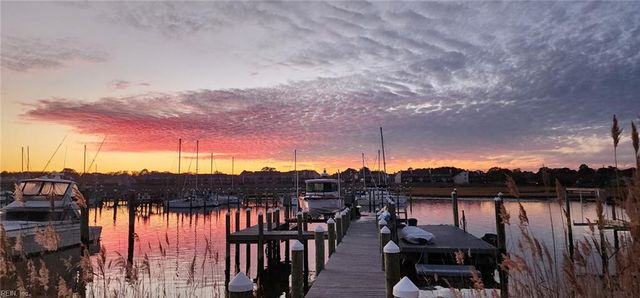 47 Bay Front PL, Hampton, VA 23664