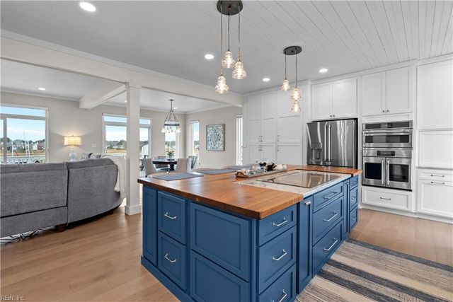 47 Bay Front PL, Hampton, VA 23664