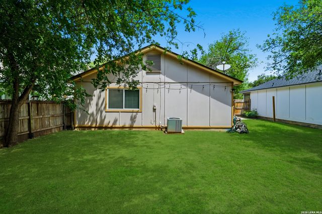 10130 Galesburg, San Antonio, TX 78250